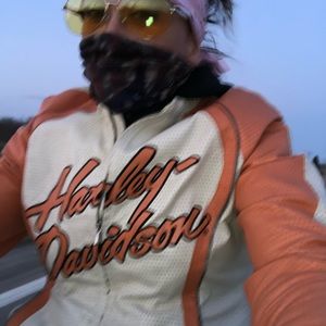 Meet your Posher, Anna-marie